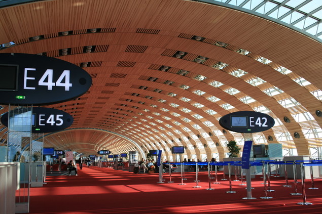 Аэропорт Руасси - Шарль де Голль свяжут экспрессом с центром Парижа