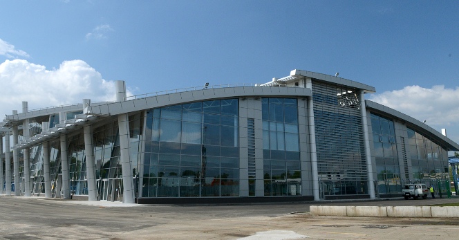 У терминала D в Борисполе открывают парковку