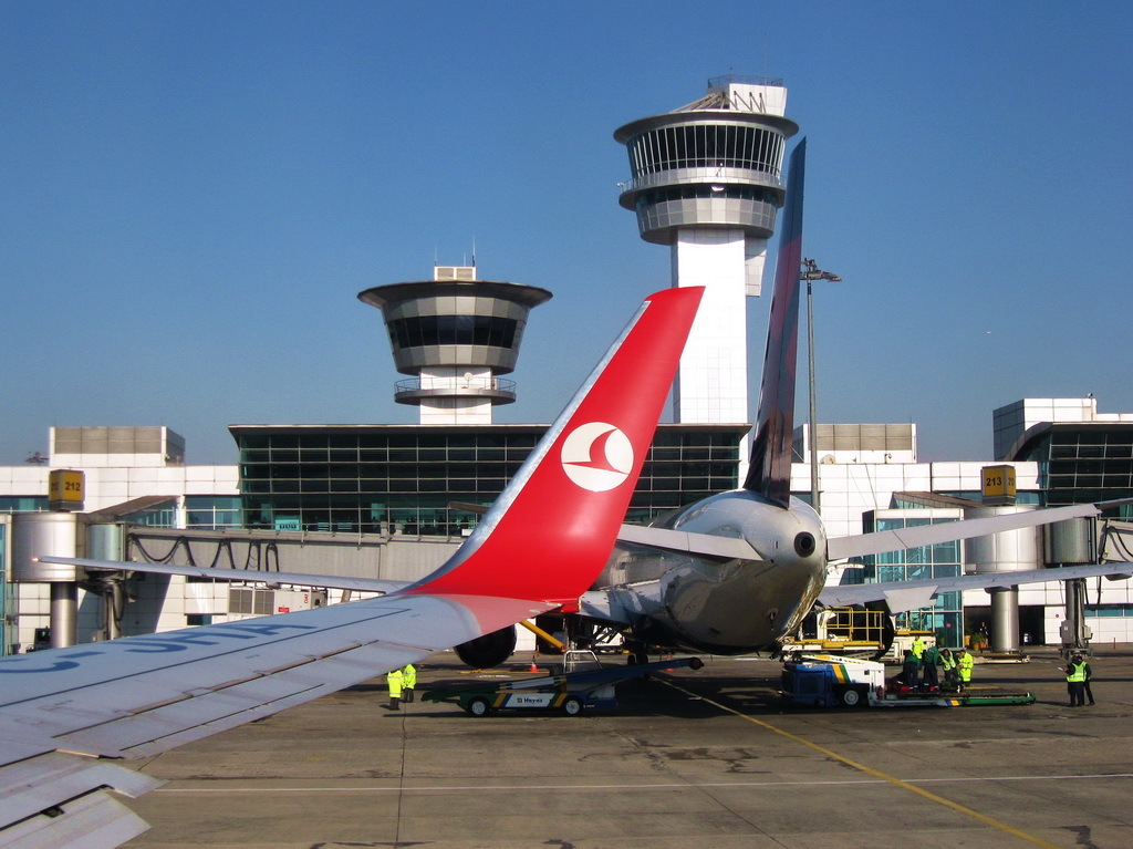 Стамбульский аэропорт Ататюрка впереди Европы всей