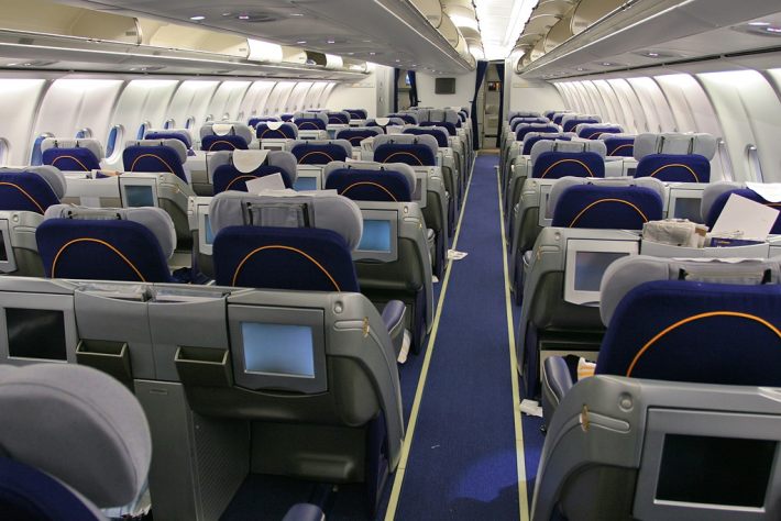 Авиакомпания Lufhansa вводит плату за выбор места в самолете