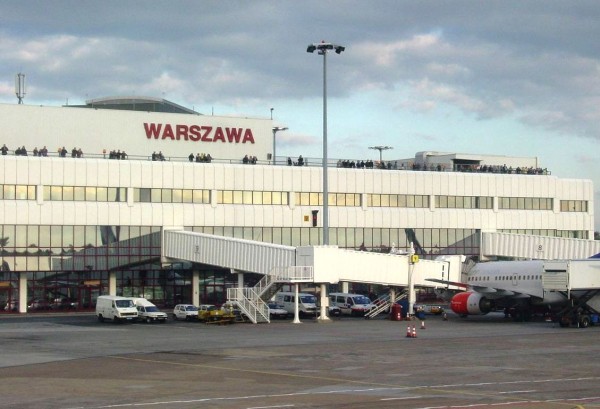 Из аэропорта Варшавы пустят аэроэкспресс